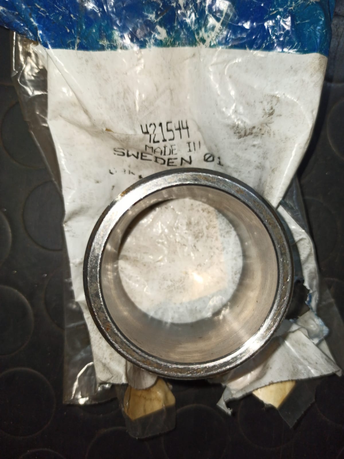 Volvo Ring Retainer 421544
