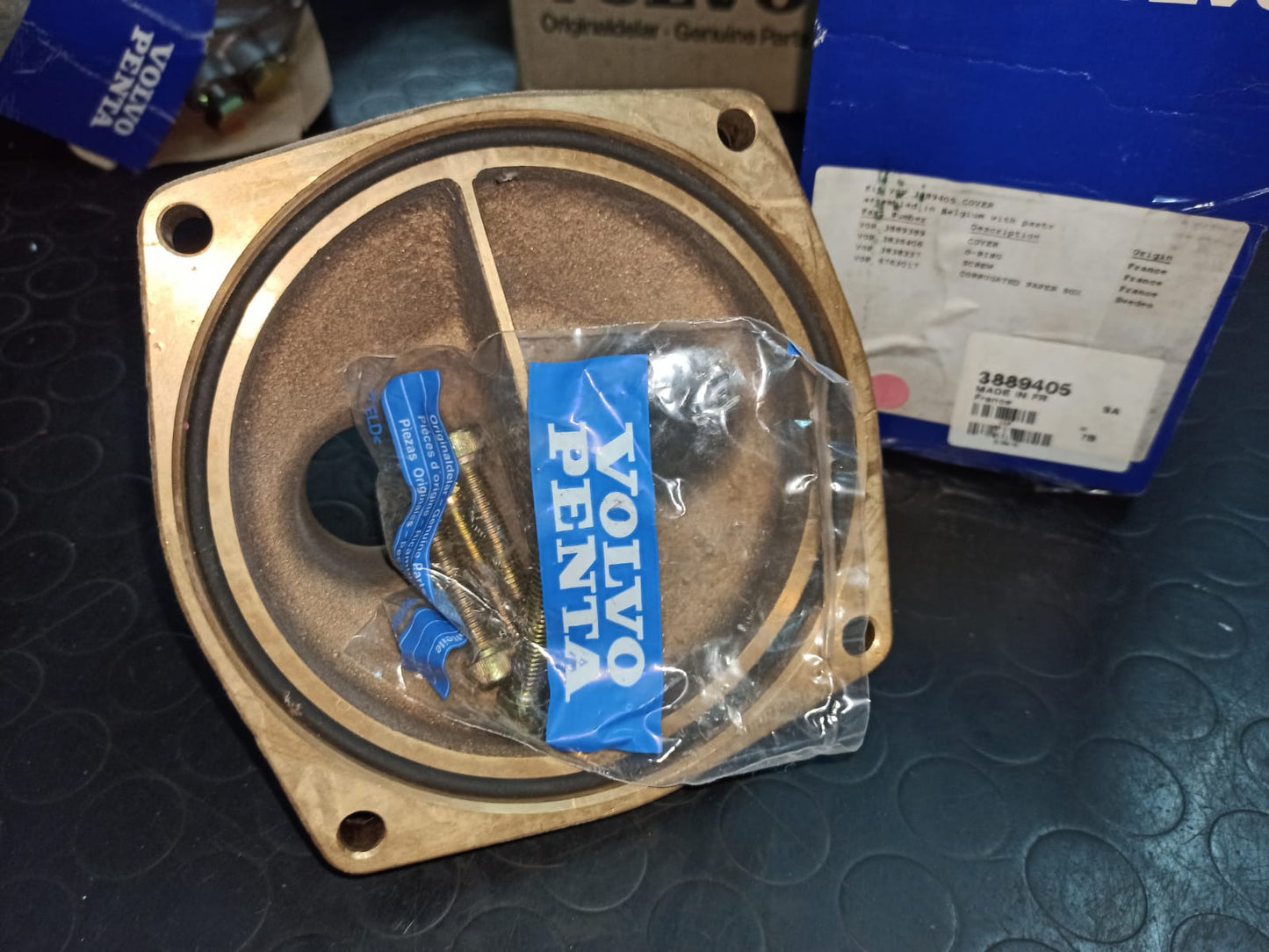 Volvo Penta Cap 3889405