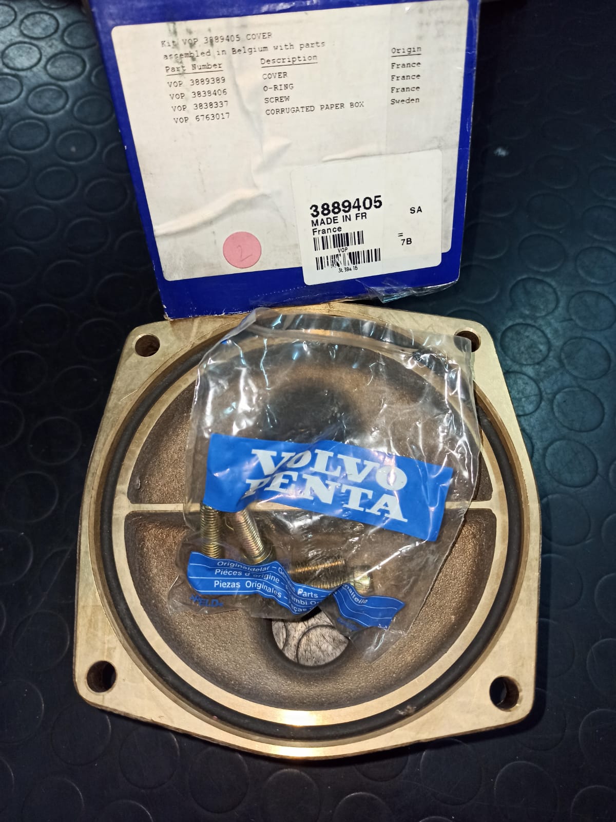 Volvo Penta Cap 3889405